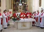 Biskup Josip Mrzljak na svetkovinu svetih Petra i Pavla u Peterancu